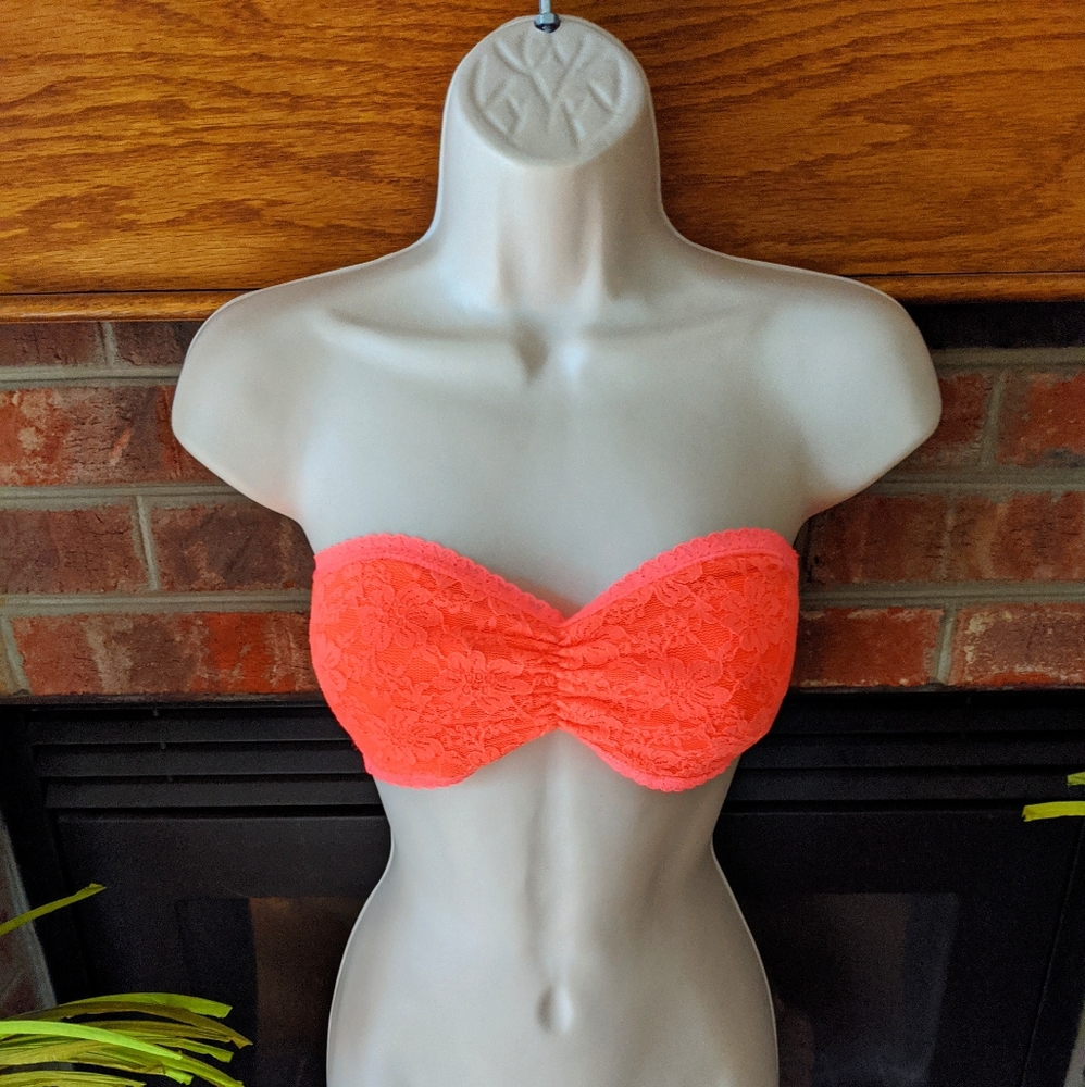 Forever 21 Coral Lacey strapless bra junior small